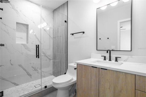 Adosado en venta en Tampa, Florida, 3 dormitorios, 170.2 m2 № 1681214 - foto 22