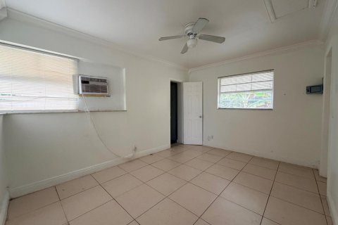 Apartment in Hollywood, Florida 1 bedroom, 189.61 sq.m. № 2191691 - photo 17