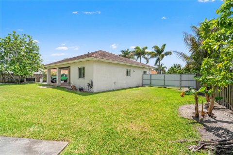 Casa en venta en Homestead, Florida, 3 dormitorios, 134.62 m2 № 2087004 - foto 17