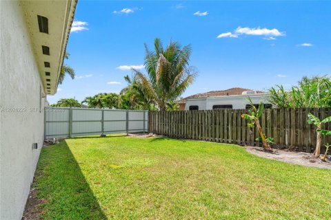 Casa en venta en Homestead, Florida, 3 dormitorios, 134.62 m2 № 2087004 - foto 18