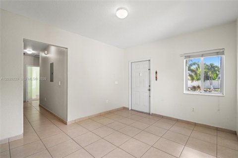Casa en venta en Homestead, Florida, 3 dormitorios, 134.62 m2 № 2087004 - foto 14