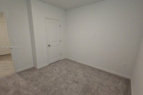 Снять в аренду виллу или дом в Киссимми, Флорида 5 спален, 212.47м2, № 2034570 - фото 12