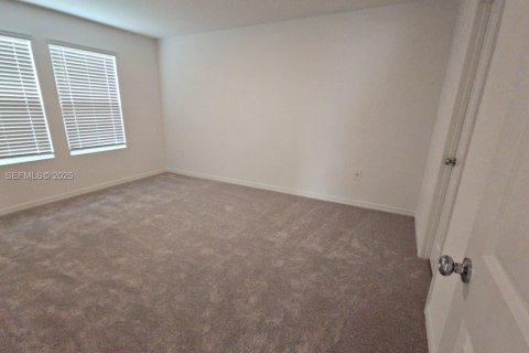 Снять в аренду виллу или дом в Киссимми, Флорида 5 спален, 212.47м2, № 2034570 - фото 23