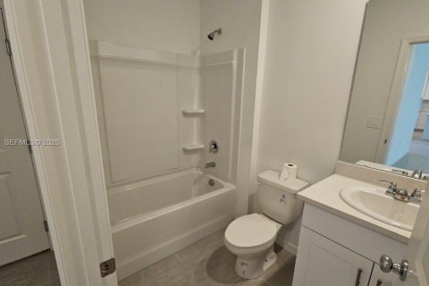 Снять в аренду виллу или дом в Киссимми, Флорида 5 спален, 212.47м2, № 2034570 - фото 13