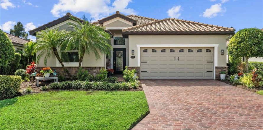 Villa ou maison à Bradenton, Floride 4 chambres, 186.36 m2 № 2419804