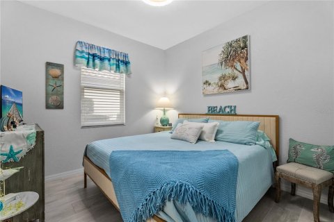 Villa ou maison à vendre à Bradenton, Floride: 4 chambres, 186.36 m2 № 2419804 - photo 8