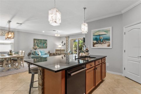 Villa ou maison à vendre à Bradenton, Floride: 4 chambres, 186.36 m2 № 2419804 - photo 17