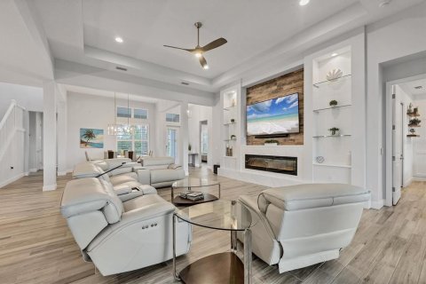House in Sarasota, Florida 4 bedrooms, 332.5 sq.m. № 1804987 - photo 8