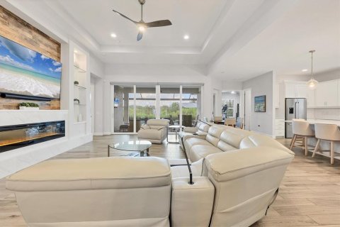 House in Sarasota, Florida 4 bedrooms, 332.5 sq.m. № 1804987 - photo 7