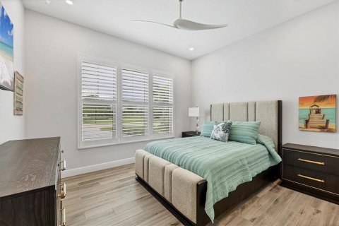 House in Sarasota, Florida 4 bedrooms, 332.5 sq.m. № 1804987 - photo 21