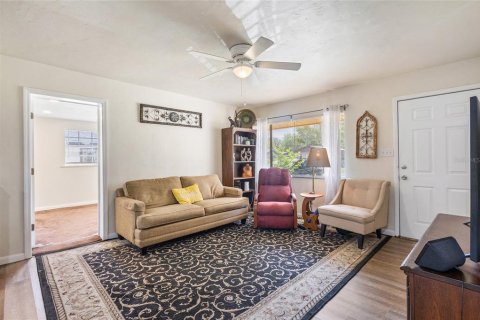 Villa ou maison à vendre à Gainesville, Floride: 3 chambres, 108.6 m2 № 1906029 - photo 4