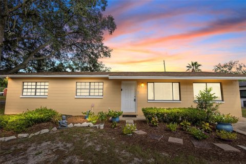 Villa ou maison à vendre à Gainesville, Floride: 3 chambres, 108.6 m2 № 1906029 - photo 1
