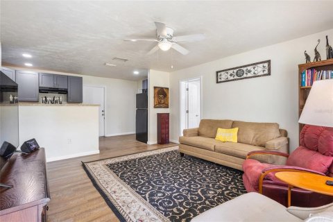 Villa ou maison à vendre à Gainesville, Floride: 3 chambres, 108.6 m2 № 1906029 - photo 3