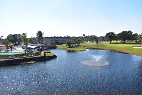 Condo in Sunrise, Florida, 2 bedrooms  № 2024484