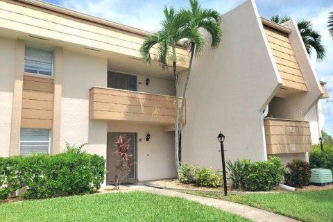 Condo à Punta Gorda, Floride, 2 chambres  № 2341703