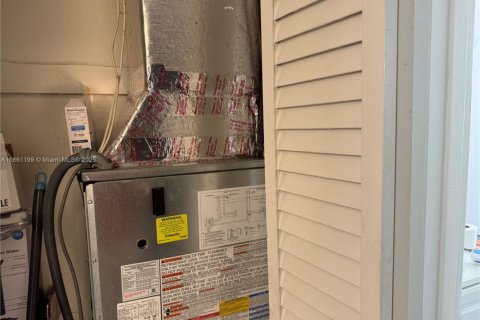 Copropriété à vendre à North Miami Beach, Floride: 1 chambre, 49.24 m2 № 1889393 - photo 29