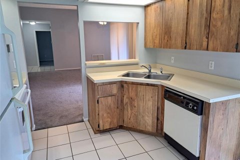 House in Winter Springs, Florida 3 bedrooms, 110.74 sq.m. № 1905110 - photo 6