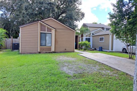House in Winter Springs, Florida 3 bedrooms, 110.74 sq.m. № 1905110 - photo 3
