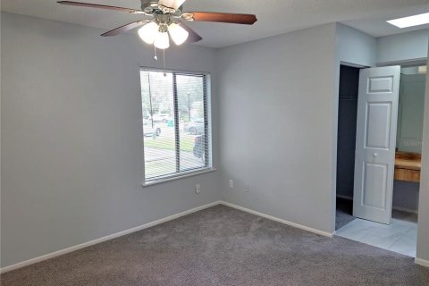 House in Winter Springs, Florida 3 bedrooms, 110.74 sq.m. № 1905110 - photo 17