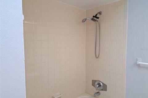 House in Winter Springs, Florida 3 bedrooms, 110.74 sq.m. № 1905110 - photo 29