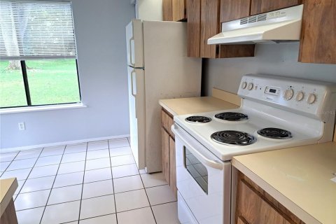 House in Winter Springs, Florida 3 bedrooms, 110.74 sq.m. № 1905110 - photo 7