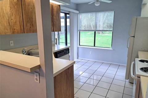 House in Winter Springs, Florida 3 bedrooms, 110.74 sq.m. № 1905110 - photo 8