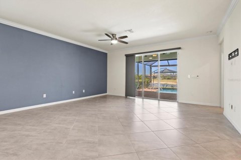 Villa ou maison à vendre à Port Charlotte, Floride: 4 chambres, 188.31 m2 № 1583276 - photo 19