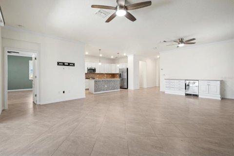 Villa ou maison à vendre à Port Charlotte, Floride: 4 chambres, 188.31 m2 № 1583276 - photo 21