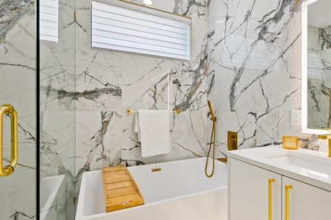 Touwnhouse à vendre à Sarasota, Floride: 3 chambres, 216.65 m2 № 1344399 - photo 11