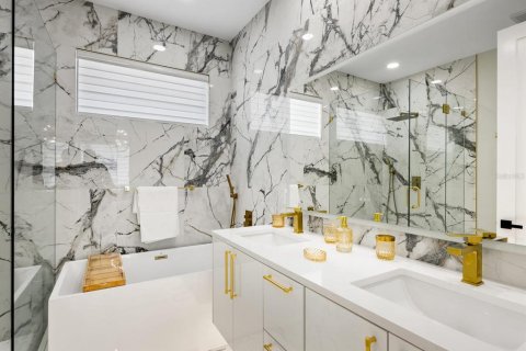 Touwnhouse à vendre à Sarasota, Floride: 3 chambres, 216.65 m2 № 1344399 - photo 20
