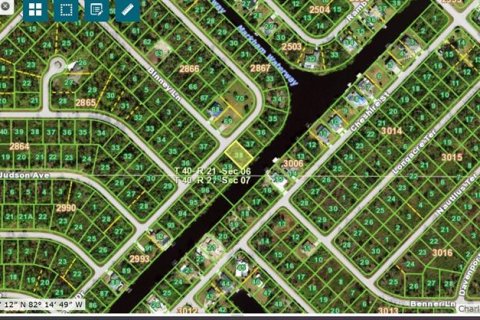 Land in Port Charlotte, Florida № 2104334 - photo 1