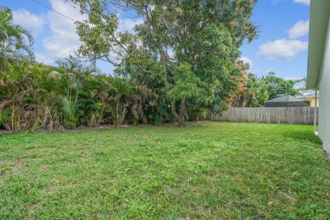 Casa en alquiler en Boca Raton, Florida, 4 dormitorios, 156.45 m2 № 1186587 - foto 1