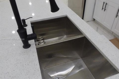 Снять в аренду виллу или дом в Дания-Бич, Флорида 3 спальни, 119.29м2, № 2041613 - фото 9