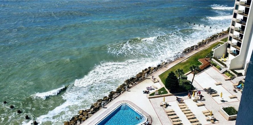 Condominio en Clearwater, Florida, 2 dormitorios  № 1754915