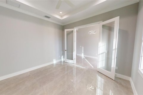 House in Punta Gorda, Florida 4 bedrooms, 240.25 sq.m. № 646732 - photo 7