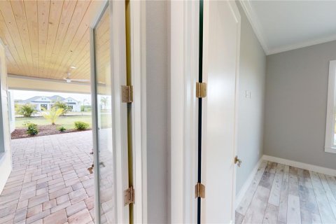 House in Punta Gorda, Florida 4 bedrooms, 240.25 sq.m. № 646732 - photo 26