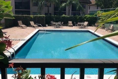 Condominio en alquiler en Pembroke Pines, Florida, 2 dormitorios, 74.88 m2 № 1993682 - foto 18