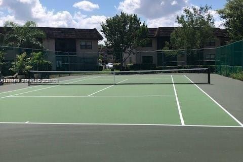 Condominio en alquiler en Pembroke Pines, Florida, 2 dormitorios, 74.88 m2 № 1993682 - foto 16