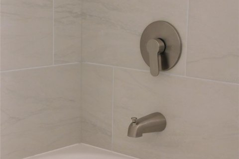Touwnhouse à louer à Tampa, Floride: 2 chambres, 110 m2 № 2403162 - photo 27