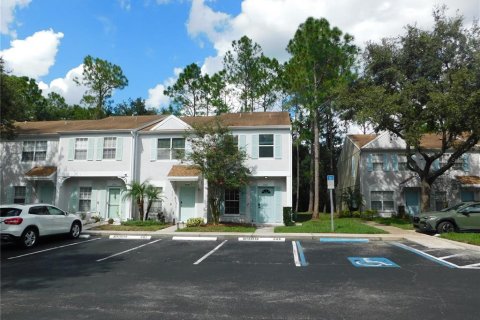 Touwnhouse à louer à Tampa, Floride: 2 chambres, 110 m2 № 2403162 - photo 2