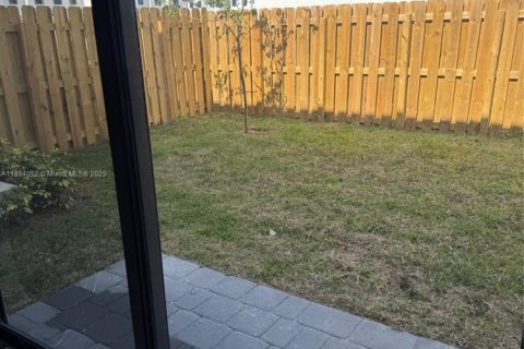 Touwnhouse à vendre à Homestead, Floride: 3 chambres № 1930178 - photo 12