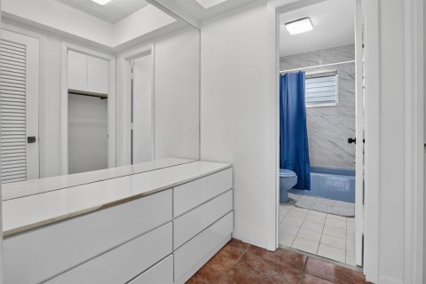 Condominio en venta en Hollywood, Florida, 1 dormitorio, 67.54 m2 № 2251697 - foto 21