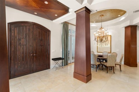 House in Windermere, Florida 4 bedrooms, 347.92 sq.m. № 1844630 - photo 6