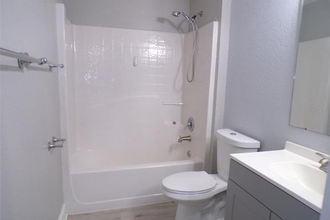 Casa en venta en Port Charlotte, Florida, 4 dormitorios, 207.92 m2 № 2381125 - foto 5