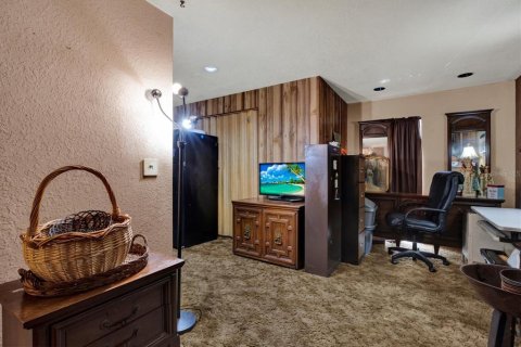 Villa ou maison à vendre à Largo, Floride: 4 chambres, 189.33 m2 № 2091813 - photo 8