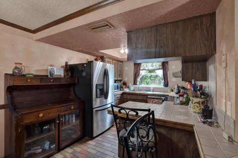 Villa ou maison à vendre à Largo, Floride: 4 chambres, 189.33 m2 № 2091813 - photo 5