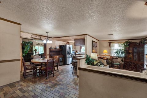Villa ou maison à vendre à Largo, Floride: 4 chambres, 189.33 m2 № 2091813 - photo 2