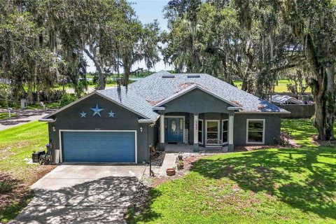 Casa en Kissimmee, Florida 4 dormitorios, 195.75 m2 № 2208867