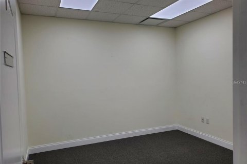 Immobilier commercial à louer à Orlando, Floride: 96.25 m2 № 2430633 - photo 13