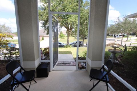 House in Haines City, Florida 4 bedrooms, 193.61 sq.m. № 1408040 - photo 11